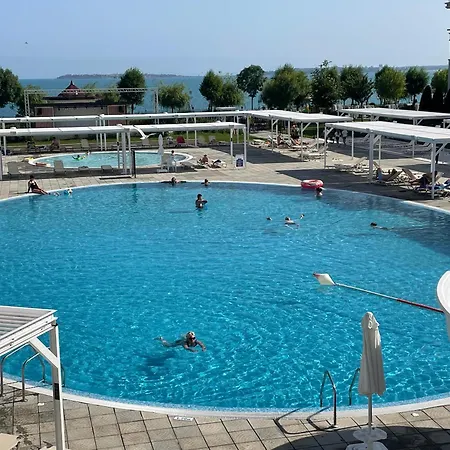 Apartment Premier Beach-luxury Studio-first Line