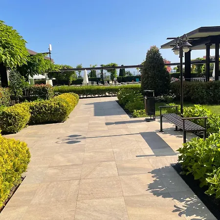 Premier Beach-luxury Studio-first Line Apartment *