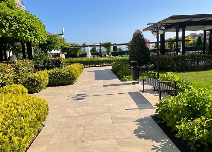 Premier Beach-luxury Studio-first Line Apartment *